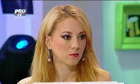 O fotografie postată de larisa, fosta soţie a lui marian drăgulescu, a stârnit controverse în lumea mondenă. Pro Tv Larisa Dragulescu Si Actuala Sotie A Lui Dragulescu Prietene Pe Internet