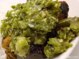 Maka jawaban untuk makanan satu ini adalah memasak sambal ijo teri. Resep Ayam Cabe Ijo Aneka Resep Mak Nyusss