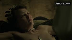 Mia Goth Breasts nude scene in A Cure For Wellness - UPSKIRT.TV