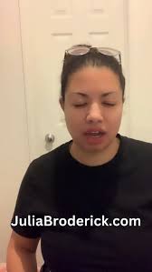 Improvising and creating minor vocal blues riffs and runs #vocalcoach  #riffsandruns #vocalagility #vocaltechnique #bluesscale