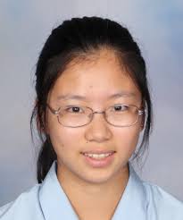 International Students Receive Prizes