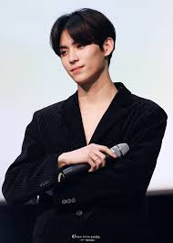 His personal instagram is filled with dance covers and beautiful pictures. Taeyang Sf9 Sf9 Taeyang Sf9 Taeyang