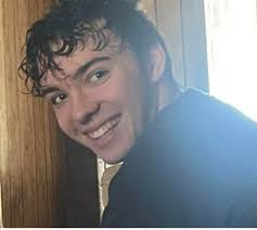 Granddaughter can't walk with class due to cap and gown issue