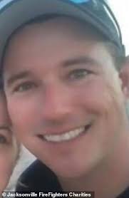 Boat teams scour more than 24,000 square miles off Florida coast for two  missing firefighters