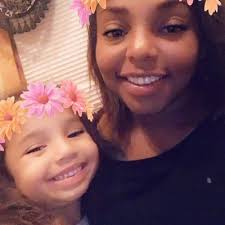 Krystal Hamlin's Instagram, Twitter & Facebook