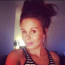 Robyn Lockhart (@RobynLockhartxx)