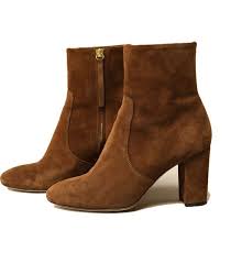 Thanks To Jeanne Damas We Suddenly Need A Pair Of Brown Suede Ankle Boots Click To Shop The Best We Ve Found Boots Outfit Ankle Brown Suede Ankle Boots Boots