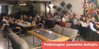 Her yil 10 mayis tarihinde kutlanan nadide gun. Canakkale Gundem Gazetesi Psikologlar Yemekte Bulustu