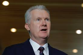 Vietnamese eatery operators facing legal action after allegedly underpaying  staff $400,000