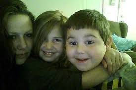 Debbie Kniffen's Instagram, Twitter & Facebook