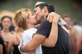 Azt, hogy a szépségkirálynői korona valóban csak egy kiindulópont, mi sem bizonyítja jobban,. 2 Ev Utan Szakitott A Parjaval Osvart Andrea Habostorta Hu