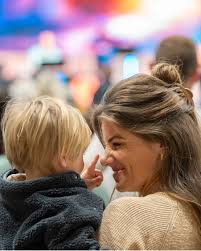 Dacia Gordon's Instagram, Twitter & Facebook