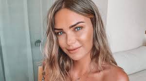 Hier kannst du die beiden looks direkt vergleichen und dein voting für alle models abgeben. Natascha Beil Fuhlte Sich Nach Gntm Umstyling Hasslich Fox News Youtube