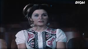 وقد استطاعت أن تحقق نجاحاً لامثيل له في الأفلام الغنائية عندما كانت تمر في فترة حرجة بعد فترة غياب كبيرة، فاتّجهت للغناءِ إلى جانبِ التمثيل وهذا ما حدث في فيلم خلّي بالك من زوزو الذي لاقى نجاحاً كبيراً في العالمِ العربيّ، ويعتبر من أشهر أفلامها، لدرجة أن البعض أصبح يطلق. ÙÙŠÙ„Ù… Ø®Ù„ÙŠ Ø¨Ø§Ù„Ùƒ Ù…Ù† Ø²ÙˆØ²Ùˆ Ø§ÙƒÙˆØ§Ù…