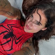 Time to get caught in my web 🕸️ spooky season