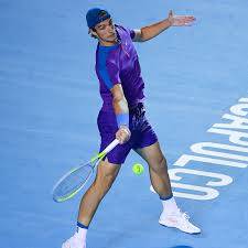 The young musetti missed 5 mps on return but still closed the old mug out. C8ycp2tby9n38m