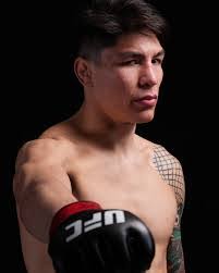 Paolo Ignacio's Instagram, Twitter & Facebook