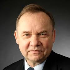 Leonard Holm: Finanzberater in Lübeck