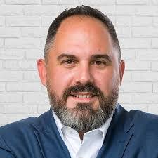 Jessica Favata's Instagram, Twitter & Facebook