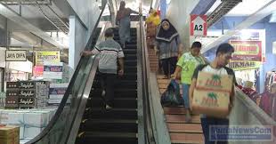 Pasar kliwon kudus online adalah sarana jual beli. Sekda Kudus Instruksikan Pembenahan Eskalator Pasar Kliwon Segera Dilaksanakan Murianews