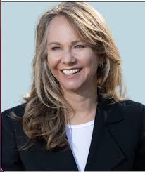 Naomi Kurzyna, Real Estate Salesperson, Compass RE