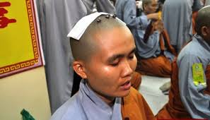 Đốt thân thể cúng dường chư Phật