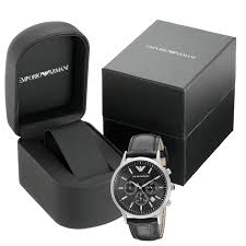 Keep up to date with the latest news about the giorgio armani and emporio armani collections. Emporio Armani Ar2447 Herren Chronograph Mit Lederarmband