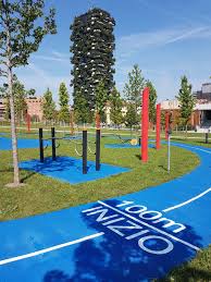 È il primo parco cittadino a gestione privata. La Biblioteca Degli Alberi Inside Outside