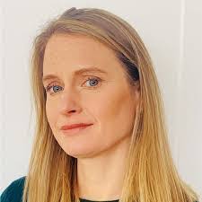 Cassie Hood's Instagram, Twitter & Facebook