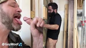 Hairy Guy at the Glory Hole During Lunch Break: American Gay Amateur Porn