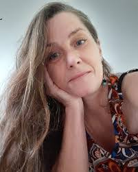 Lori Eshelman's Instagram, Twitter & Facebook