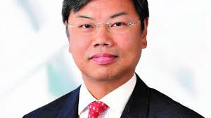 Alternative strategies to ease portfolio risk