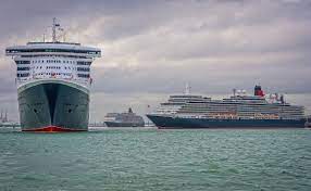 Oh Those Beautiful Queens Image Thanks Cunard Cunard 3queens Cunard Cruise Cunard Ships Liverpool