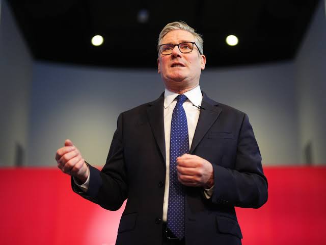 Starmer attacks Farage over 'botched' Brexit as he signals talks on EU  defence pact | The Independent