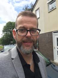 Karen Nicolson is fundraising for Simon Community Scotland