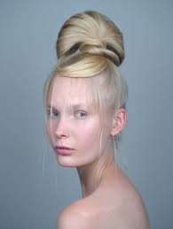 Laura Grimshaw's followers