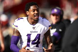 Stefon diggs toty 50/50 bills, 50/50 play fake, 40/40 sprinter. What Drives New Bills Receiver Stefon Diggs He Doesn T Want To Lose In Anything Buffalo Bills News Nfl Buffalonews Com