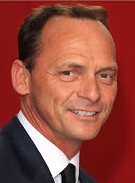 Shirley and Linda Carter photo discussion