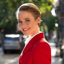 Sheri Mullen's Instagram, Twitter & Facebook