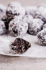 Cocoa Date And Oat Energy Balls Simply Delicious Recipe Food Snacks Food Processor Recipes