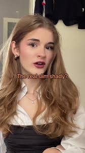 Nicole Misch's Instagram, Twitter & Facebook