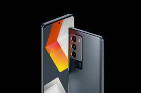 Das Vivo iQOO Neo 5s bietet einen ...