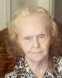 Angie Loomis's Instagram, Twitter & Facebook