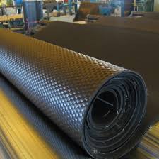 Rubber also holds up well against water and other messes, making it perfect for livestock trailers. Ramp Stable Horse Trailer Rubber Mat