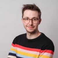 Lee Blunden's Instagram, Twitter & Facebook