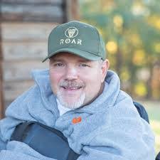 Greg Groce's Instagram, Twitter & Facebook