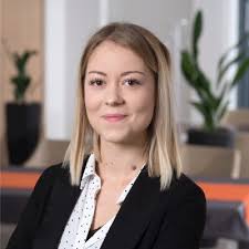 Ambre Bangoura sur LinkedIn : #cursusanglophone #wearemai #kedgebs #mai2019  #business #school #mai…