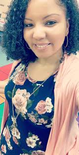 How fun is this color your own school bus! 😍😍 Found at Walmart! #walmart  #WalmartFinds #backtoschool #toddleractivities #toddlermom #school  #preschool #PreschoolActivities