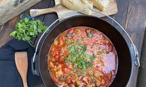 Pin Auf Fleisch Aus Dem Feuertopf Deutsche Rezepte Fur Den Dutch Oven