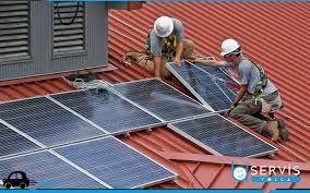 Güneş paneli sistemlerinin verimli bir şekilde elektrik üretebilmesi için profesyonel bir şekilde kurulması gerekmektedir. En Basit Ve Pratik Yontemle Gunes Enerjisi Kurulumu